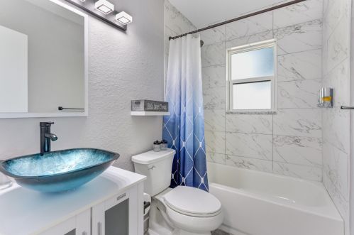 266 12th St, Delray Beach FL  33444-2916 exterior