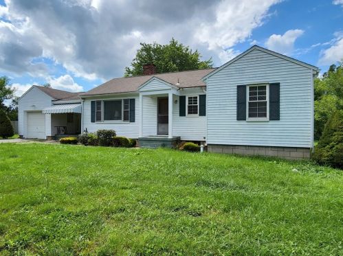 499 Charles Houck Rd, Latrobe, PA 15650-5506