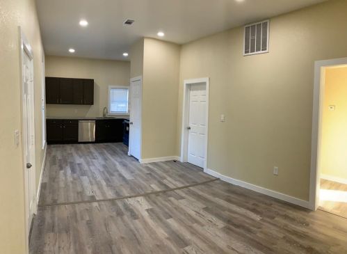 1901 May St, Fort Worth TX 76110-5339 exterior