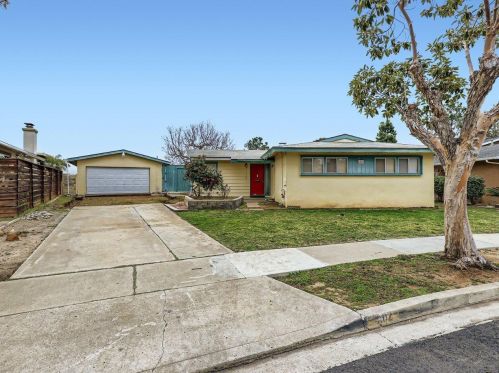 4102 Quapaw Ave, San Diego, CA 92117-4523