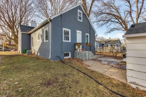 3418 Washburn Ave, Minneapolis MN 55423-1922 exterior