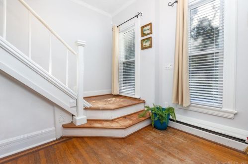 16 Spring St, Bristol CT  06010-5047 exterior