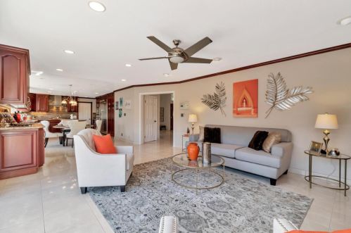 1066 Cross Springs Ct, San Jose CA  95120-1516 exterior