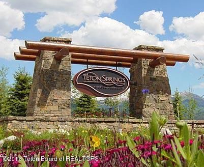 117 Cluff Ln, Fox Creek, ID 83455-5537