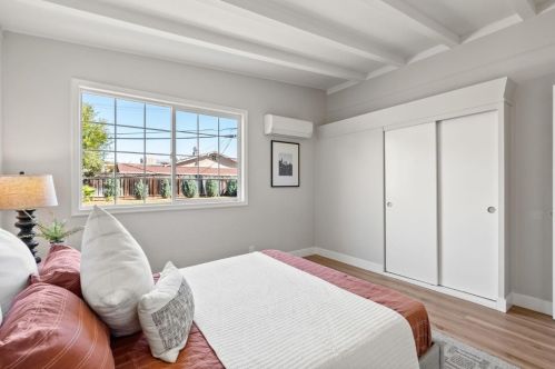 115 Hemlock Ave, Sunnyvale CA  exterior