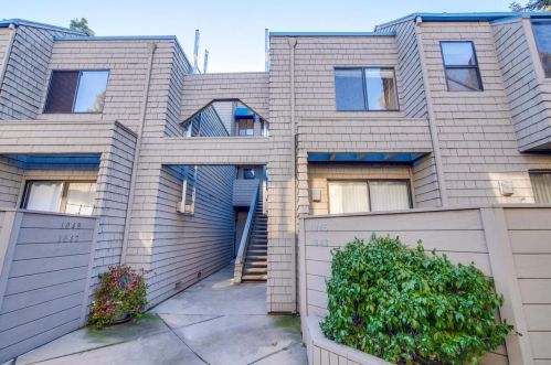 1045 Foxchase Dr, San Jose, CA 95123-1109