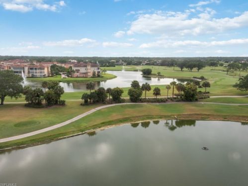 580 El Camino Real, Naples FL  34119-4722 exterior