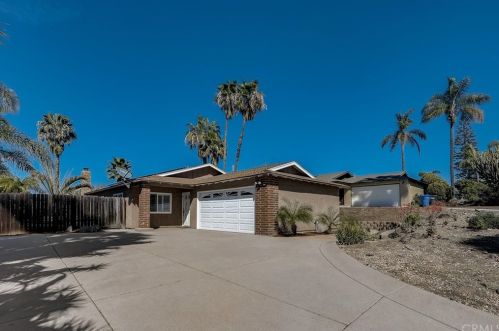 1173 Caren Rd, Vista, CA 92083-4709