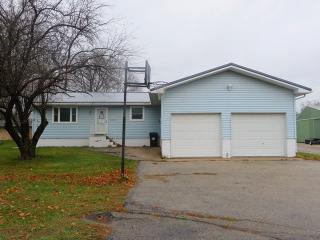 300 Moore St, Elgin, IA 52141-9500