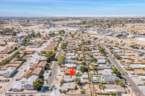 16688 Zenda St, Victorville CA  92395-3936 exterior