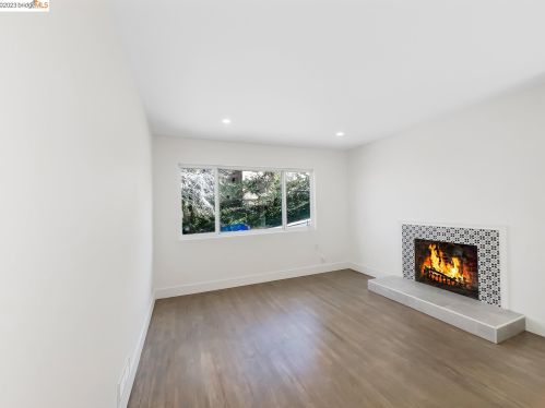 1451 Crestwood Dr, San Bruno CA  94066-1907 exterior