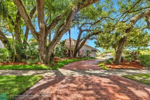 3031 35th St, Hollywood, FL 33021-2627