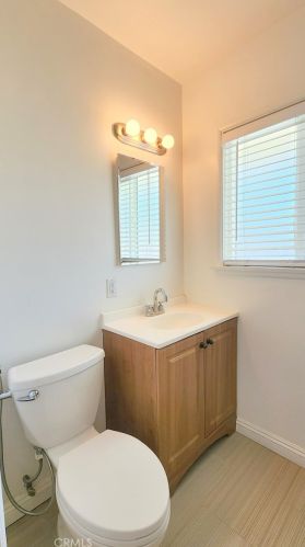 409 Wayne Ave, Fullerton CA  92833-2420 exterior