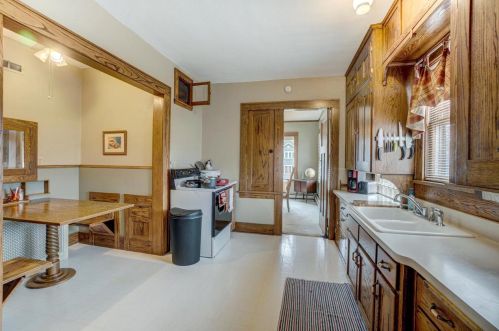 204 Maple St, Glenwood City WI  54013-8539 exterior