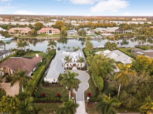 1019 Spyglass Ln, Naples, FL 34102-7734