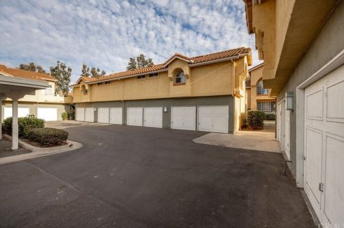 59 Alberti Aisle, Irvine CA  92614-5934 exterior