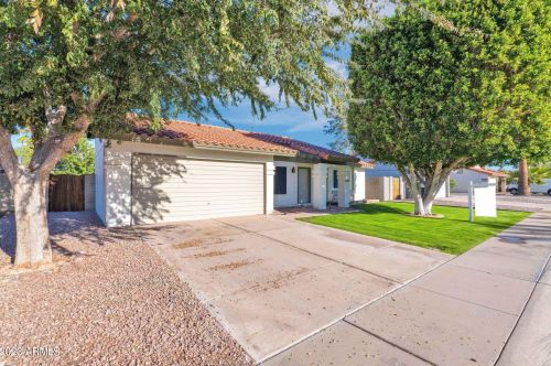 2128 Manor St, Chandler, AZ 85224-8364