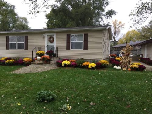 8730 Circle Dr, Dunkerton, IA 50626-9821