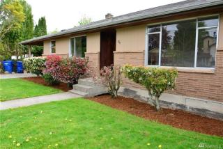 4247 Frontenac St, Seattle WA  98118-3623 exterior