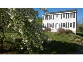 236 Paige Hill Rd, Goffstown, NH 03045-3031