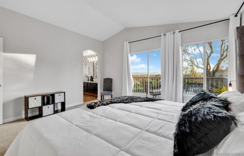 41049 Vintage Cir, Temecula CA  92591-2105 exterior