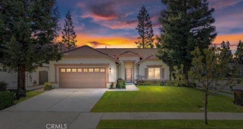 10017 Timeless Rose Ct, Bakersfield CA  93311-3730 exterior