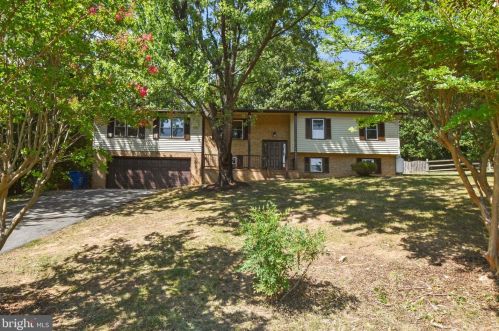 1492 Linden St, Front Royal, VA 22630-4560