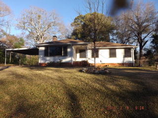 1407 Neches St, Palestine, TX 75801-4645