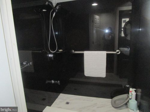 1502 Berks St, Philadelphia PA 19131-3215 exterior