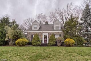 1505 Alps Rd, Wayne, NJ 07470-3639