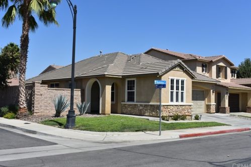 16526 Badalona St, Lake Elsinore, CA 92530-7040