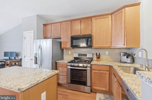 4115 Sophia Ln, Boothwyn PA  19061-2807 exterior