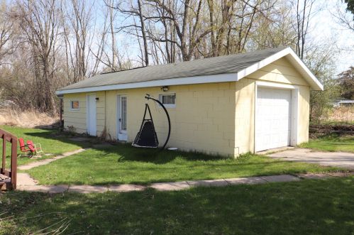 20148 Mill Rd, Centerville WI  54630-7292 exterior