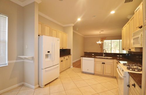 400 Sunview Way, Fort Pierce FL  34986-2655 exterior