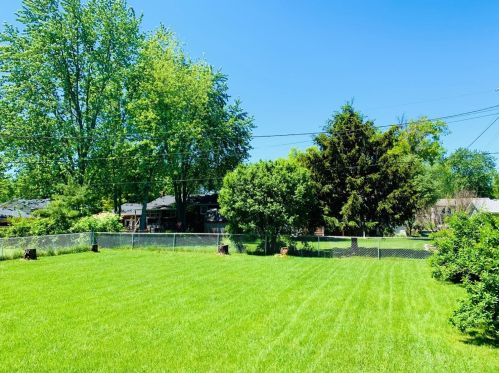 271 Wilson Pl, Crown Point, IN 46307-3725