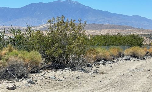 75400 20th Ave, Desert Hot Springs, CA 92241-9022