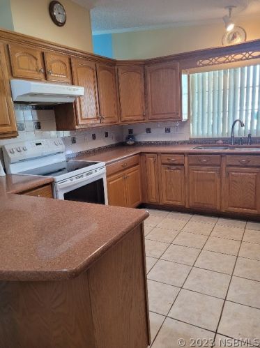 800 Navigators Way, Edgewater, FL 32141-5985
