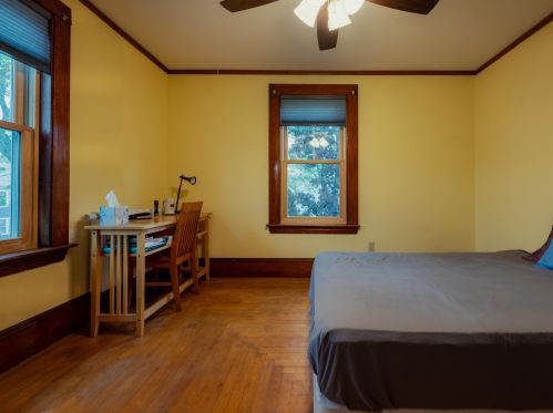 15 Pearl St, Dover NH  03820-3146 exterior