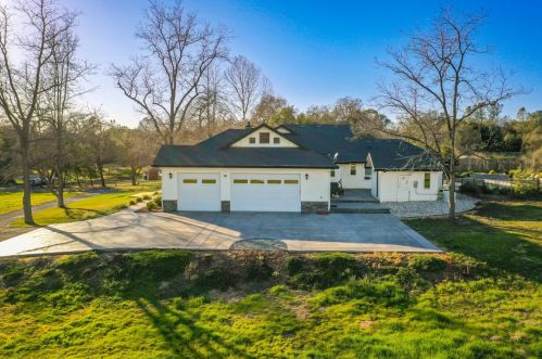 6331 Melody Ln, Newcastle CA  95658-9646 exterior