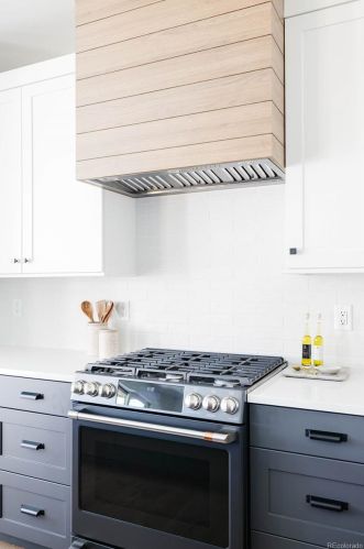 3240 Pearl St, Englewood CO  80113-2712 exterior