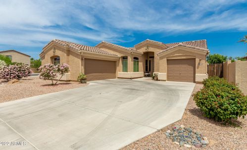 112 Blue Lagoon Dr, Casa Grande, AZ 85122-5058