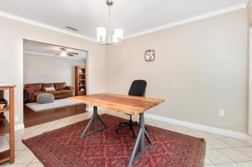 6003 Eckleson St, Lakewood CA  90713-1910 exterior