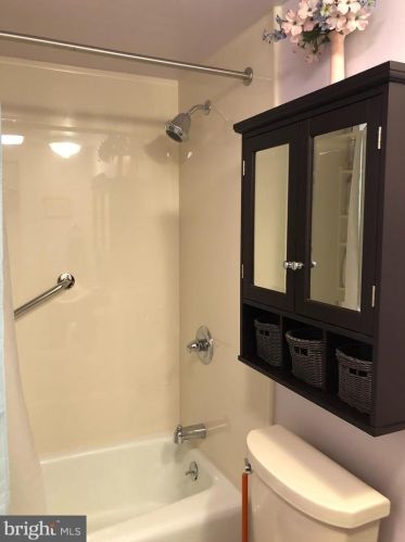 108 Berwick Pl, Lansdale PA 19446-4908 exterior