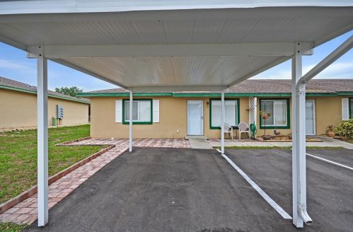 115 Winter Ridge Dr, Winter Haven, FL 33881-5808