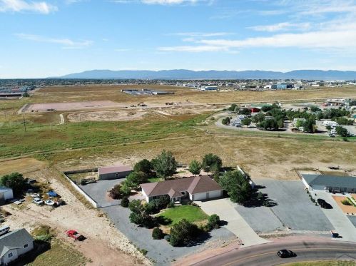 544 Idledale Dr, Pueblo, CO 81007-1144