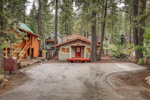 13500 Donner Pass Rd, Truckee, CA