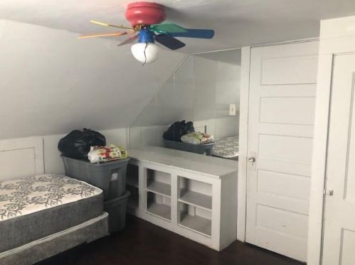 1921 Ridge Ave, New Kensington PA  15068-4041 exterior