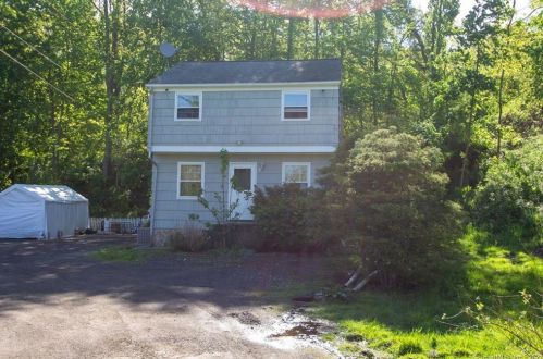 176 Grassy Plain St, Bethel, CT 06801-2807
