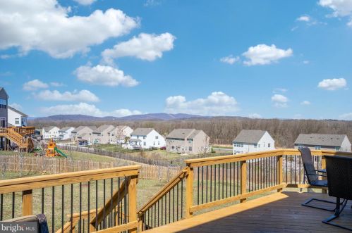 43317 Heavenly Cir, Leesburg, VA 20176-5038