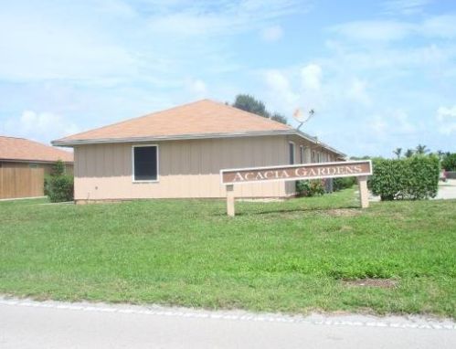 3804 92nd Ln, West Palm Beach, FL 33403-1061